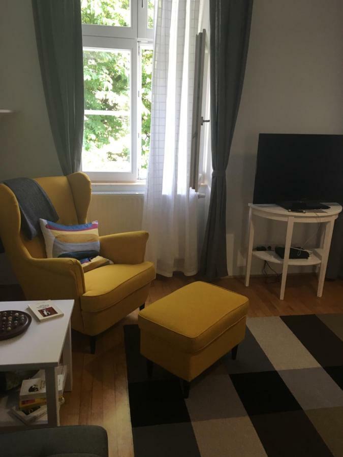 Enjoy Apartman Шопрон Экстерьер фото